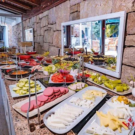 Moonshine * Bodrum